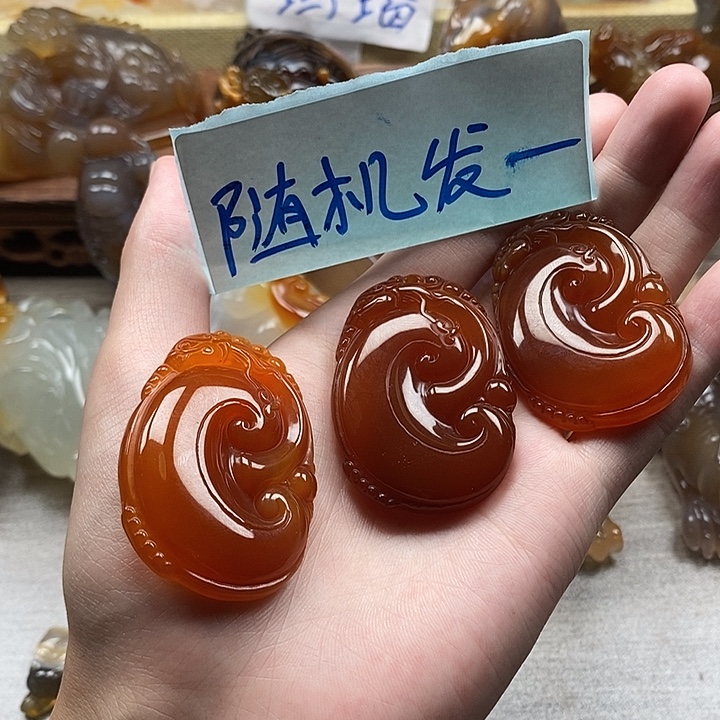 玛瑙/玉髓未镶嵌颈饰