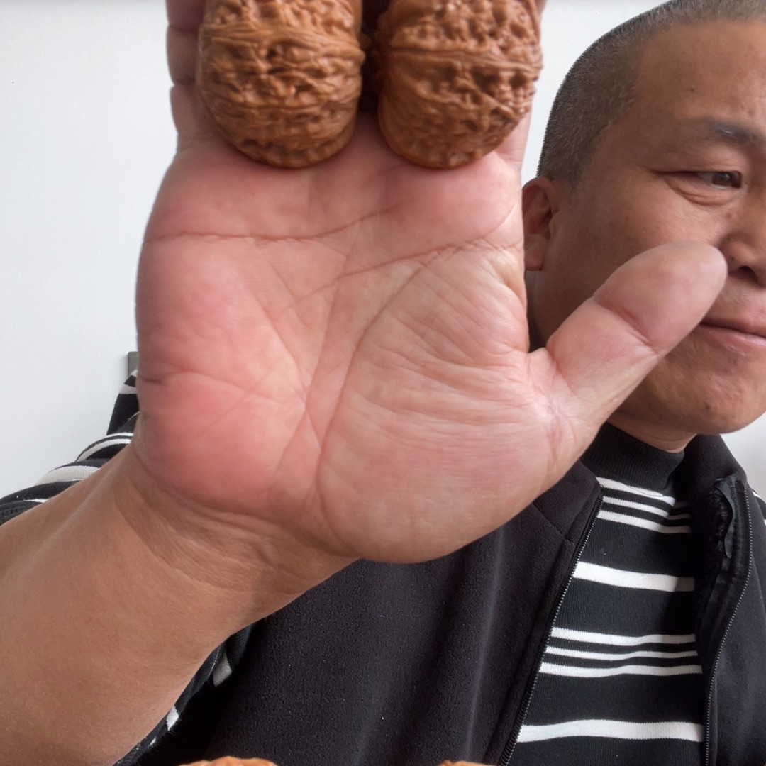 星***河吊坠文玩核桃白狮子45