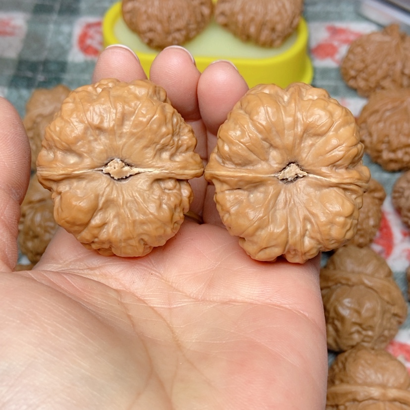 【闪购商品】文玩核桃吊坠木*李蛙蛙40