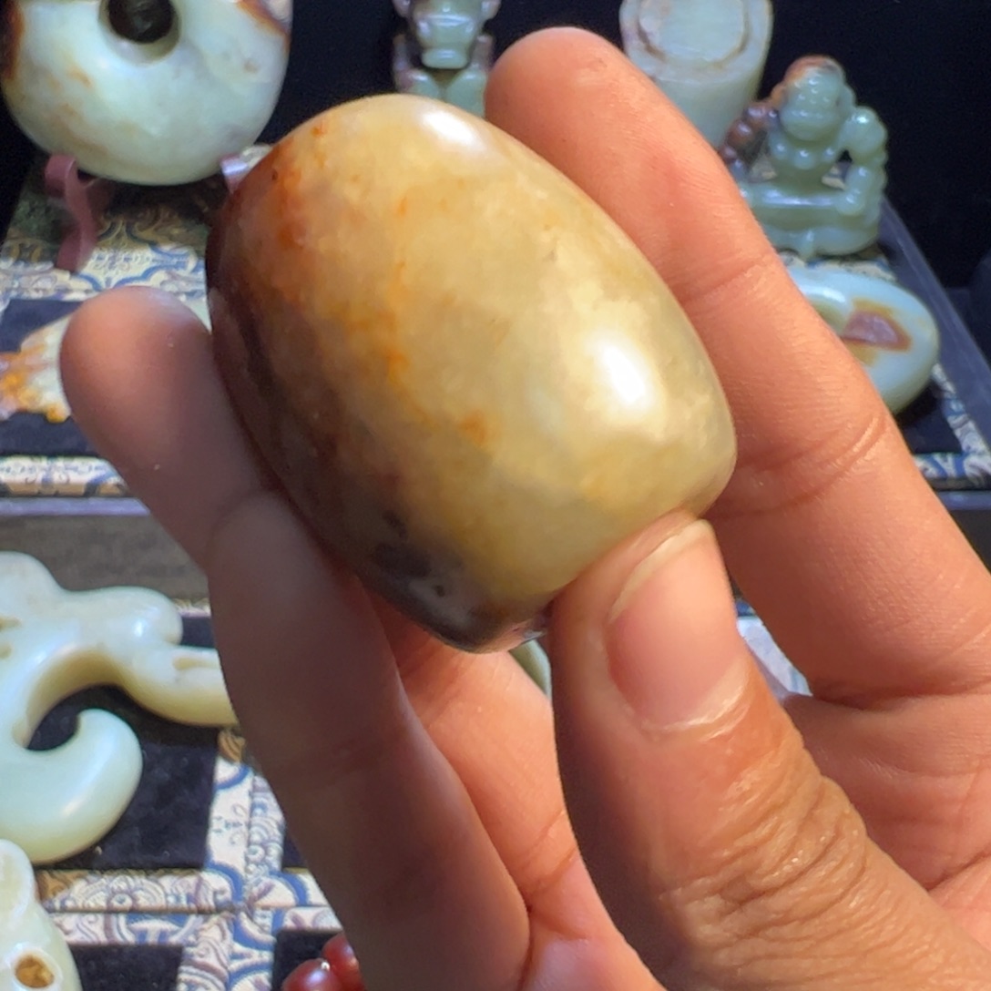 嗨***人玉玉摆件勒子器形