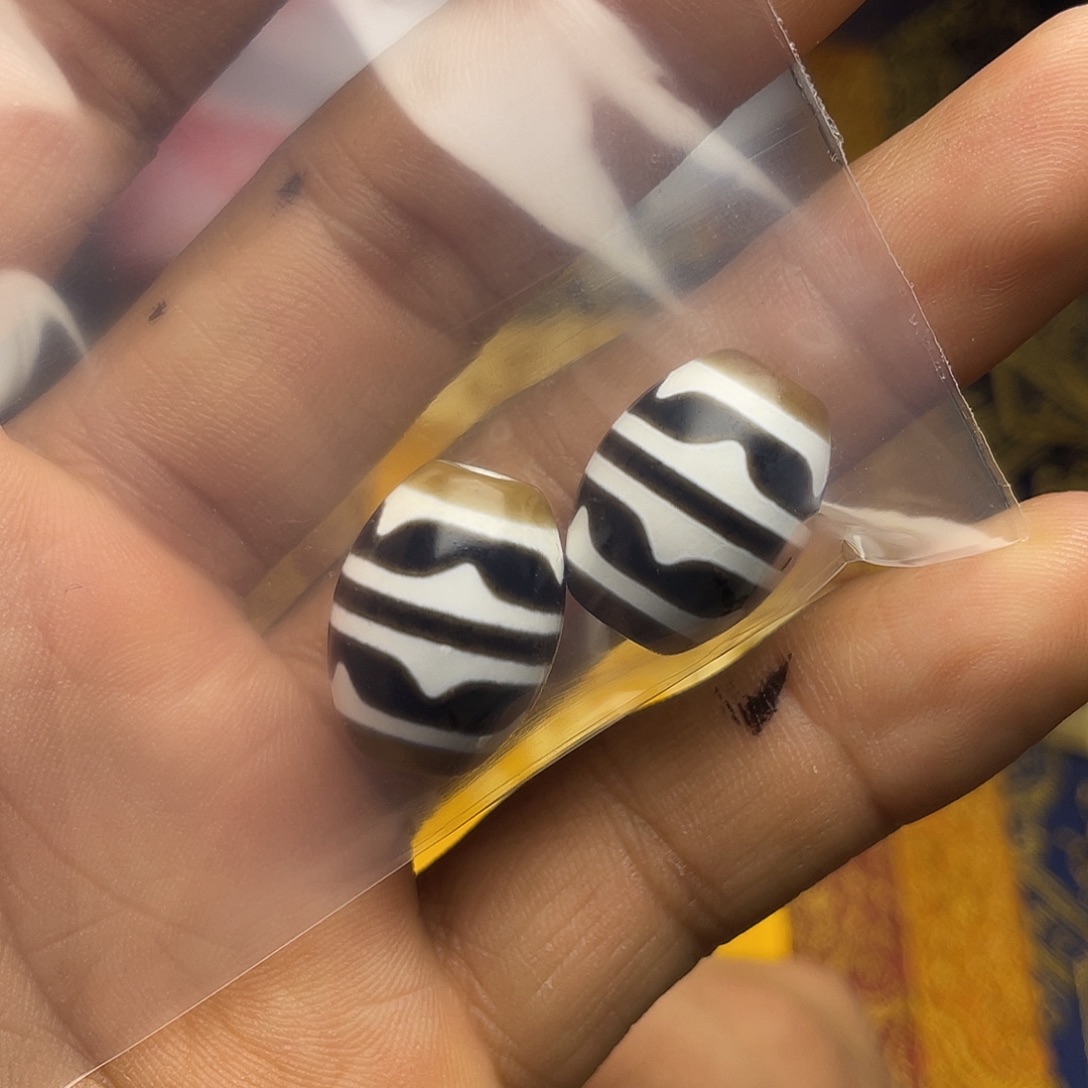 小***人泥塑藏传法学博士研究生