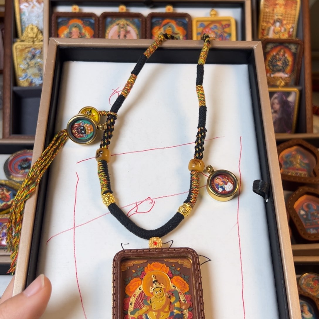 吊坠爱***?装裱画黄财神➕扎基➕普贤