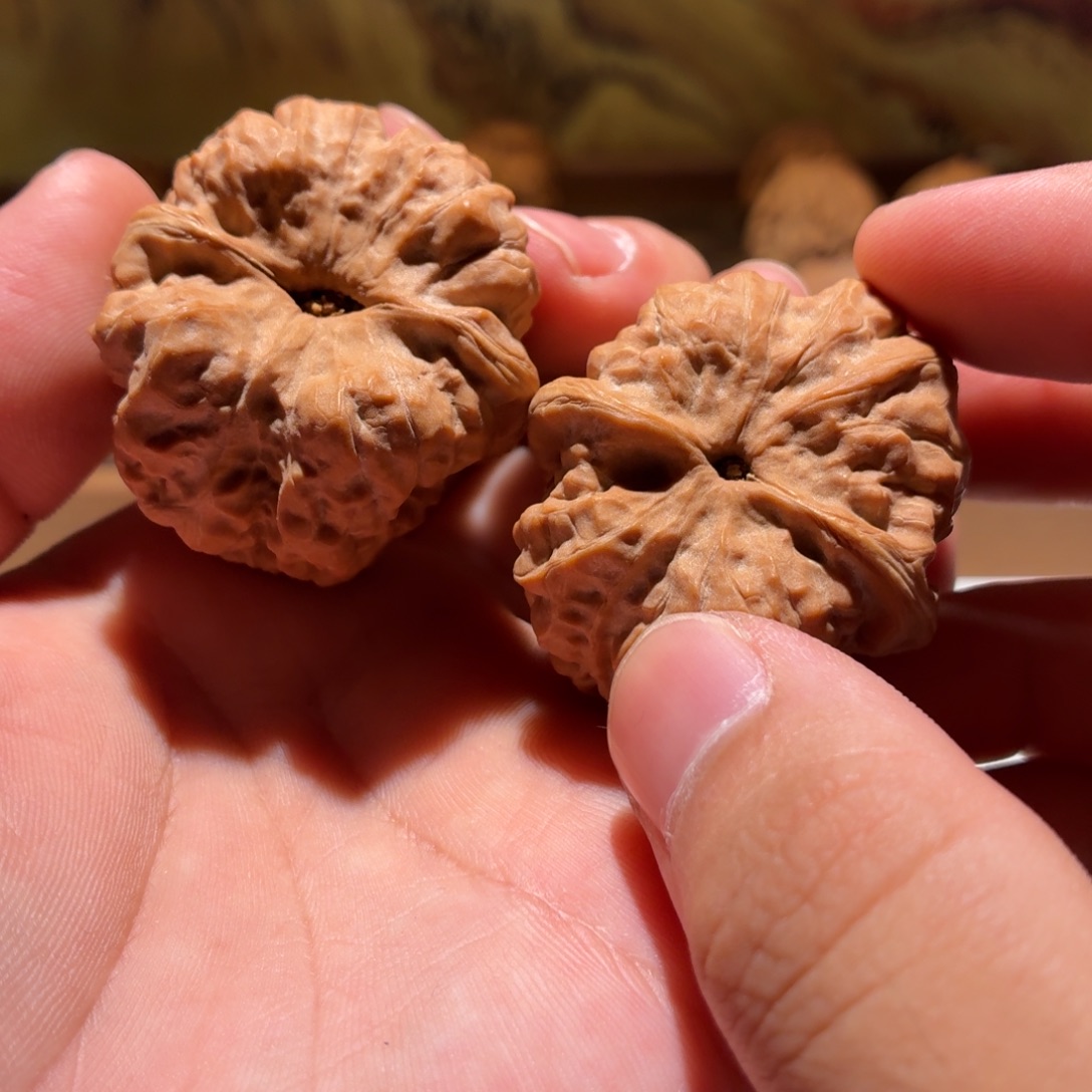 本****文玩核桃吊坠蛤蟆头A11