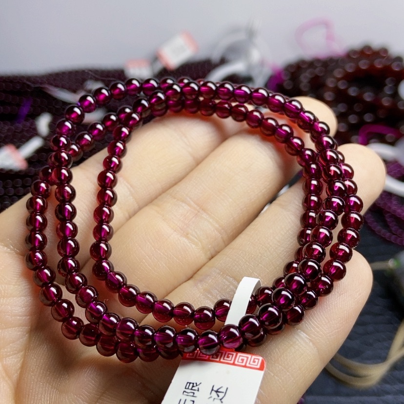 【闪购商品】石榴石（紫牙乌）手链未镶嵌4.3毫米