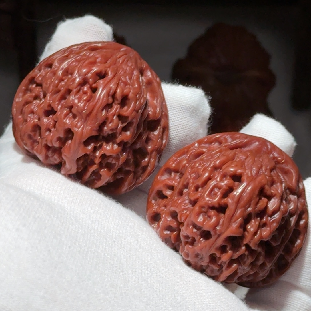 文玩核桃吊坠老老老辣南疆 三角 稀有