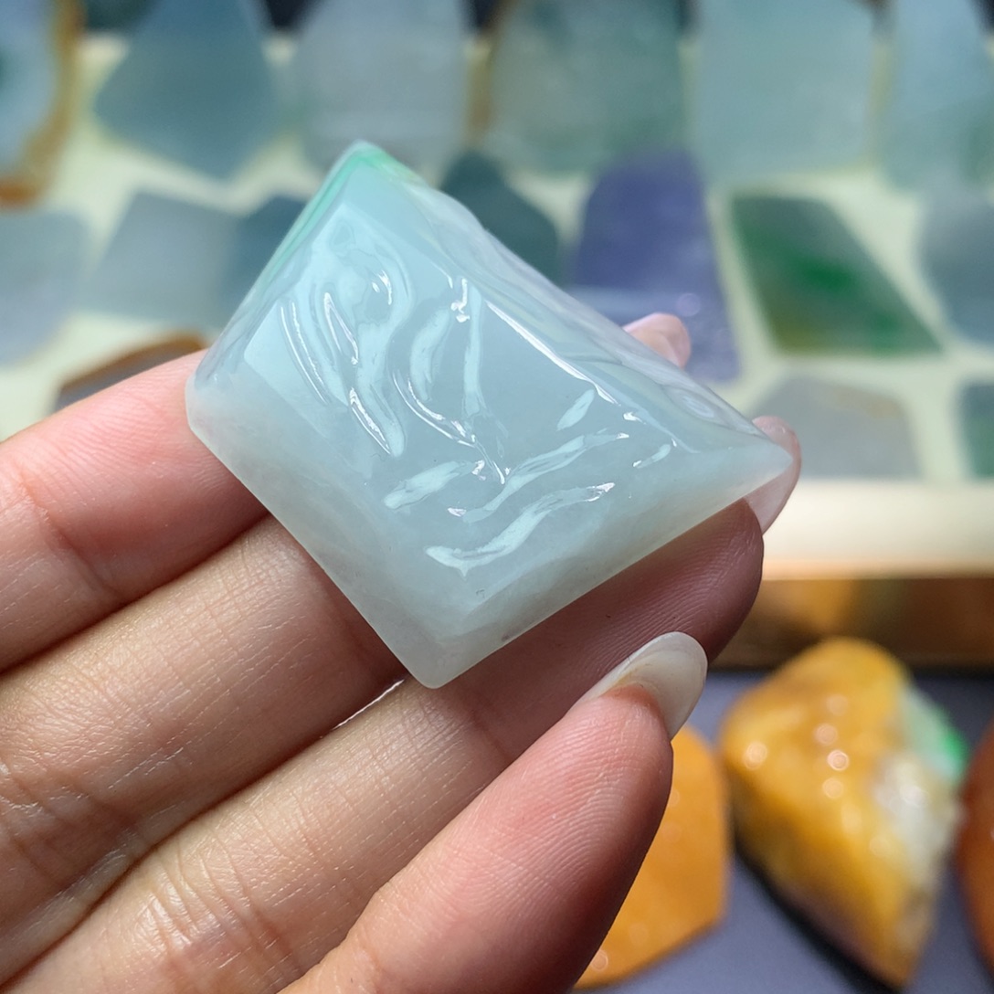 定制翡翠未镶嵌包工包料