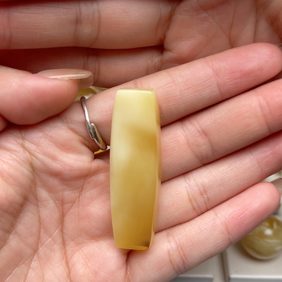 未镶嵌蜜蜡裸石蜜蜡随形梦