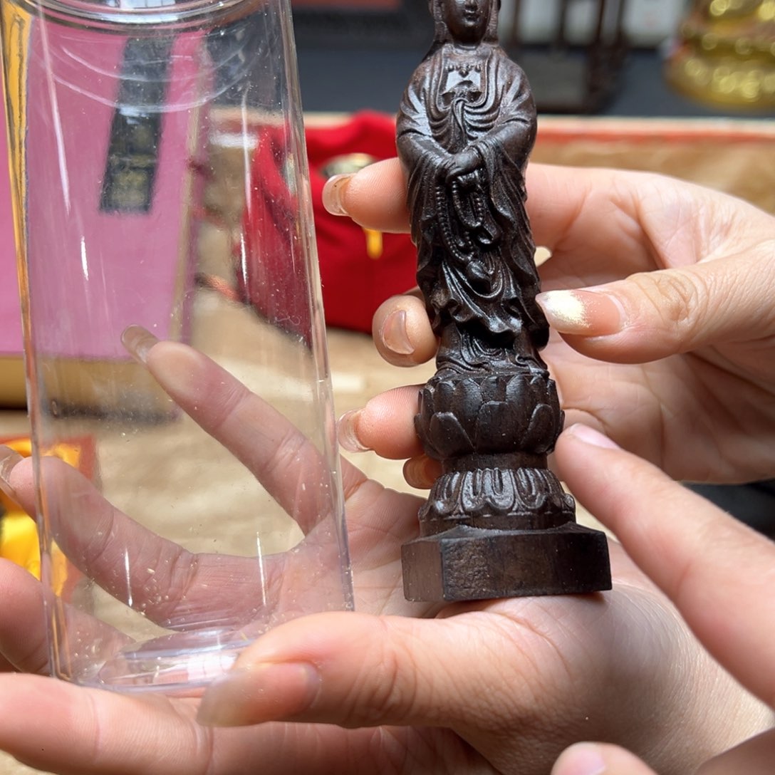 大叶紫檀（黑酸枝木类）