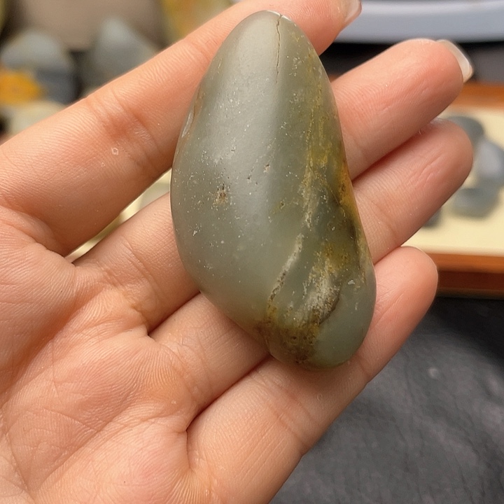 和田玉颈饰未镶嵌34