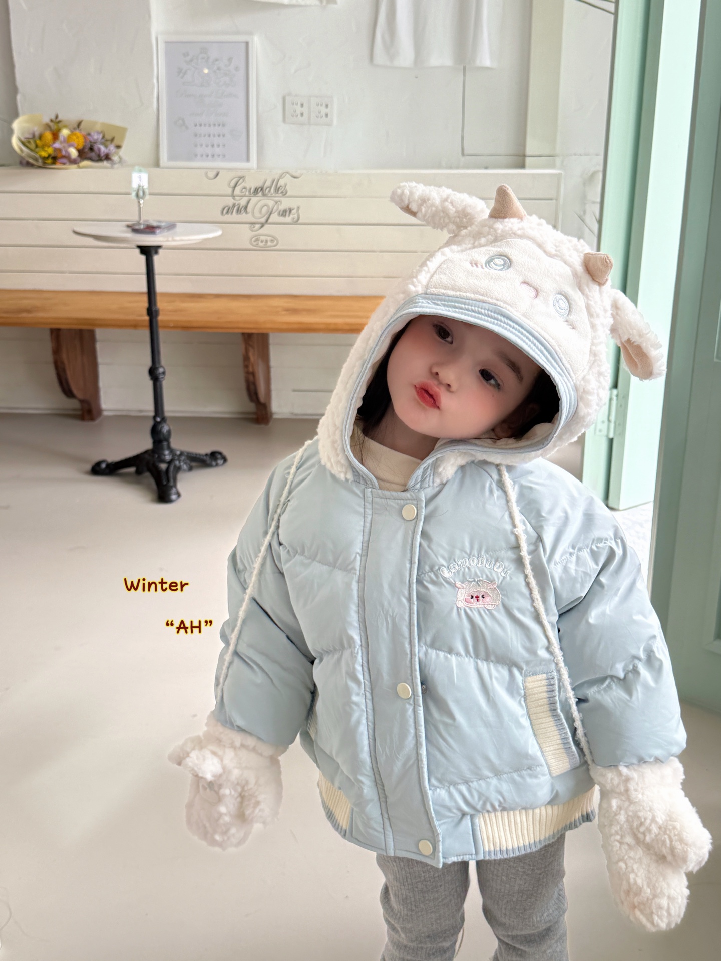 【AH现货】女童蓝色卡通加厚羽绒服（8050-冬A）汉服