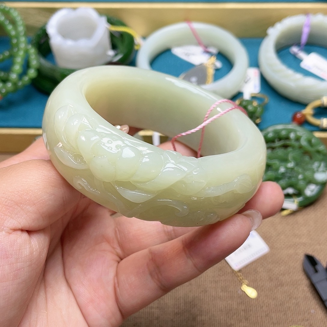 【闪购商品】和田玉手镯5859圈口25未镶嵌