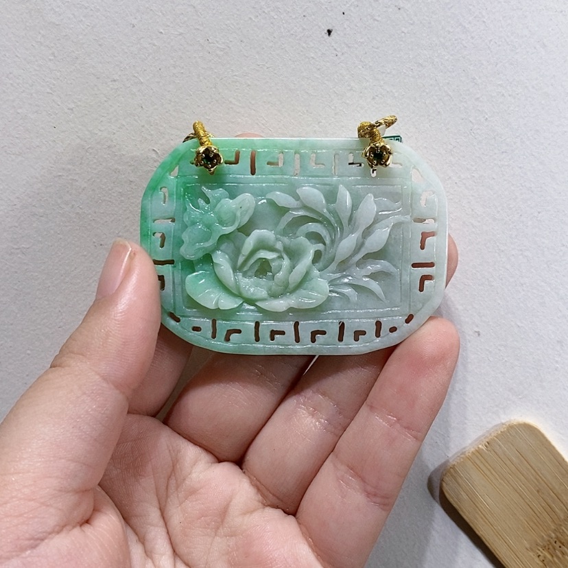 【闪购商品】颈饰未镶嵌翡翠