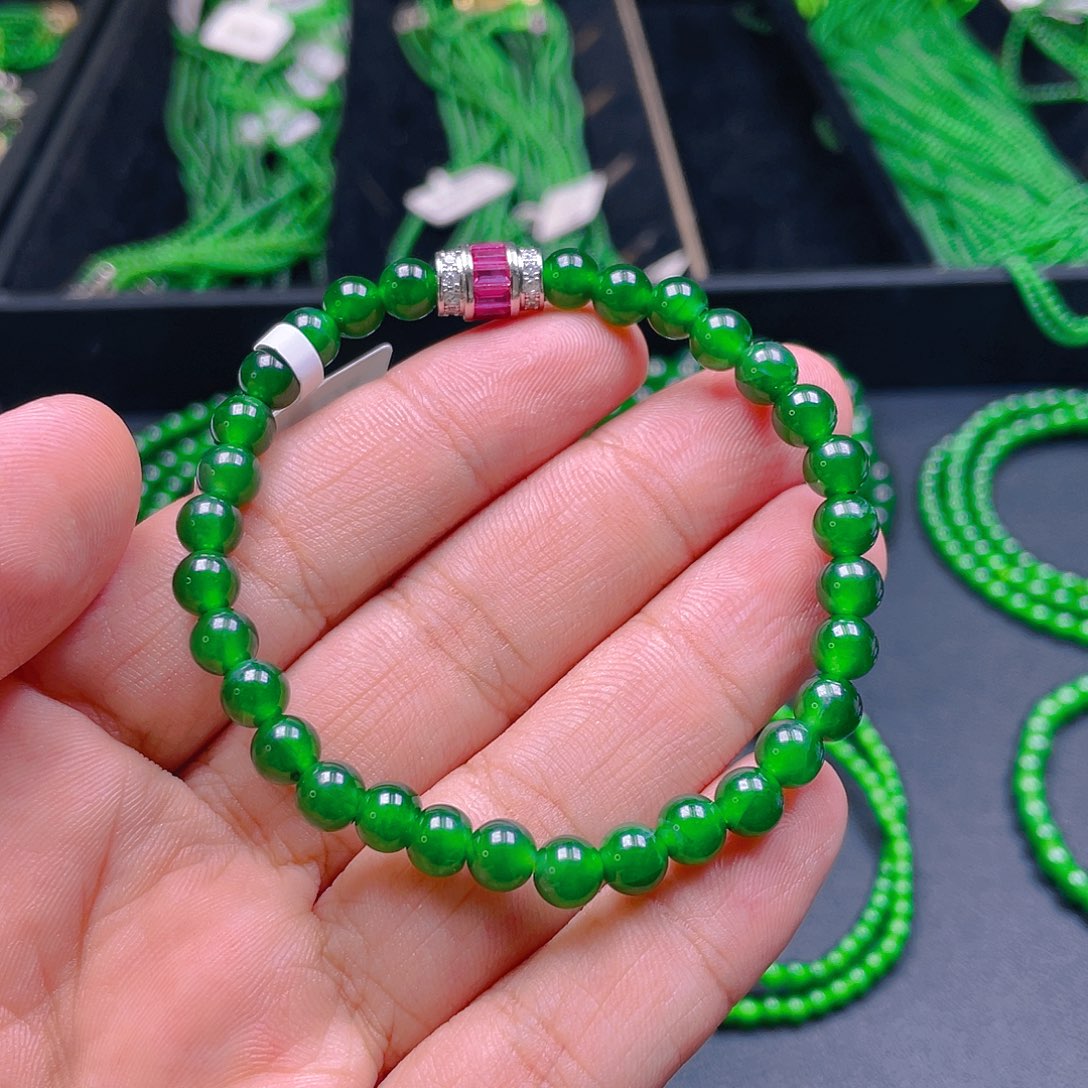 翡翠未镶嵌颈饰8888888888888