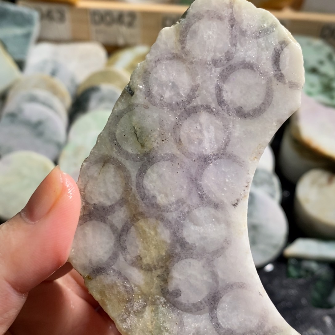 颈饰未镶嵌翡翠天然翡翠