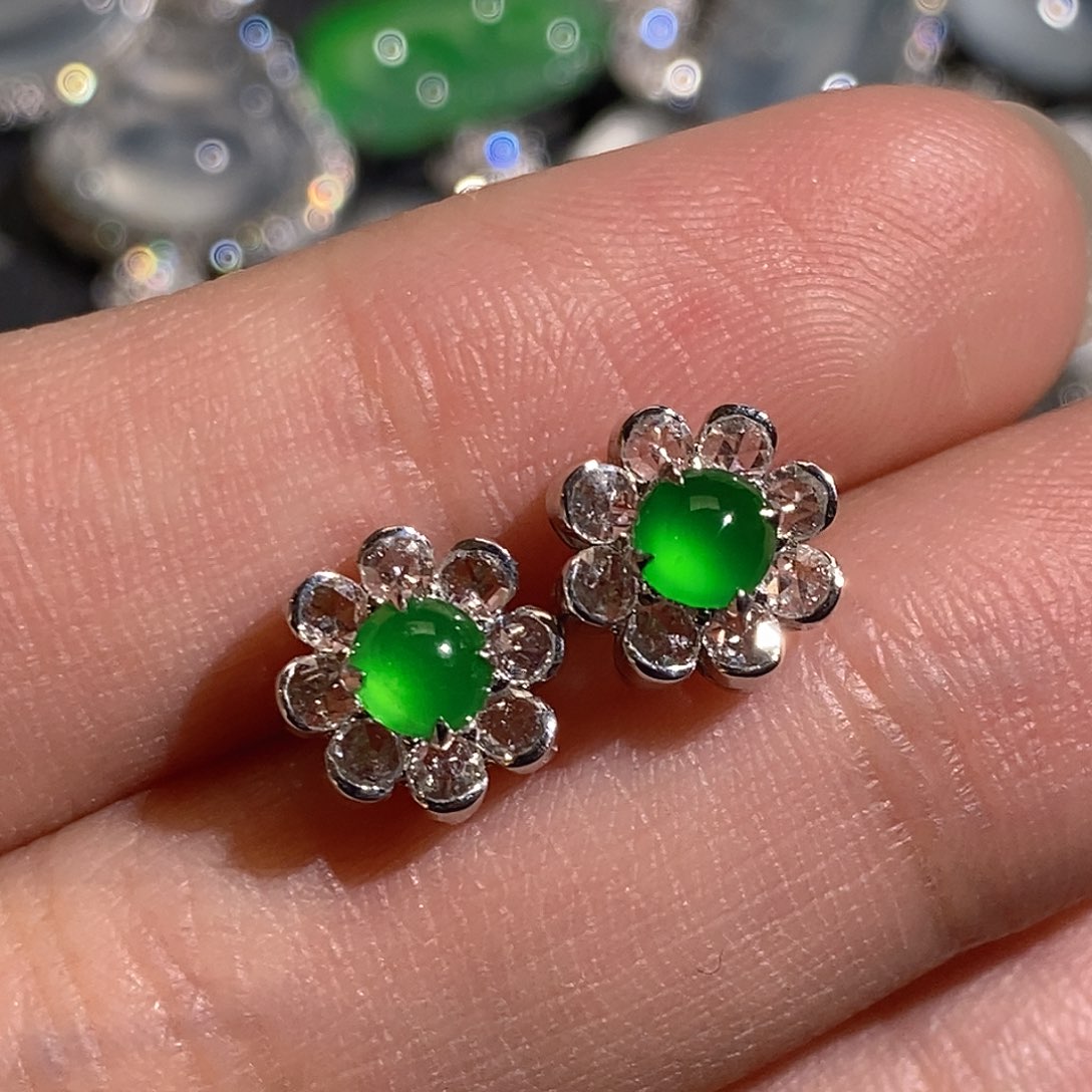 翡翠耳饰18K金镶嵌天然缅甸A货翡翠