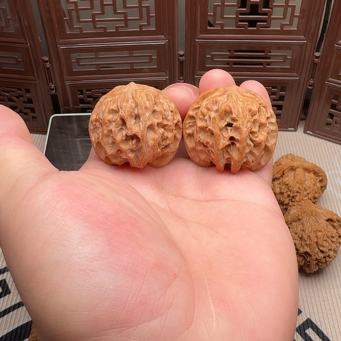 文玩核桃把件40尺全品苹果园