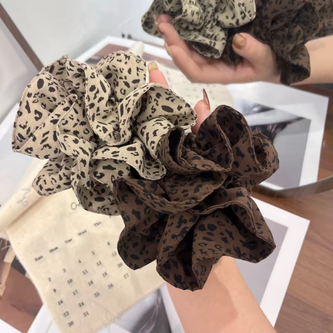 韩系东大门豹纹面膜圈小蛮腰新版2.0发量少氛围感韩系蓝灰发圈