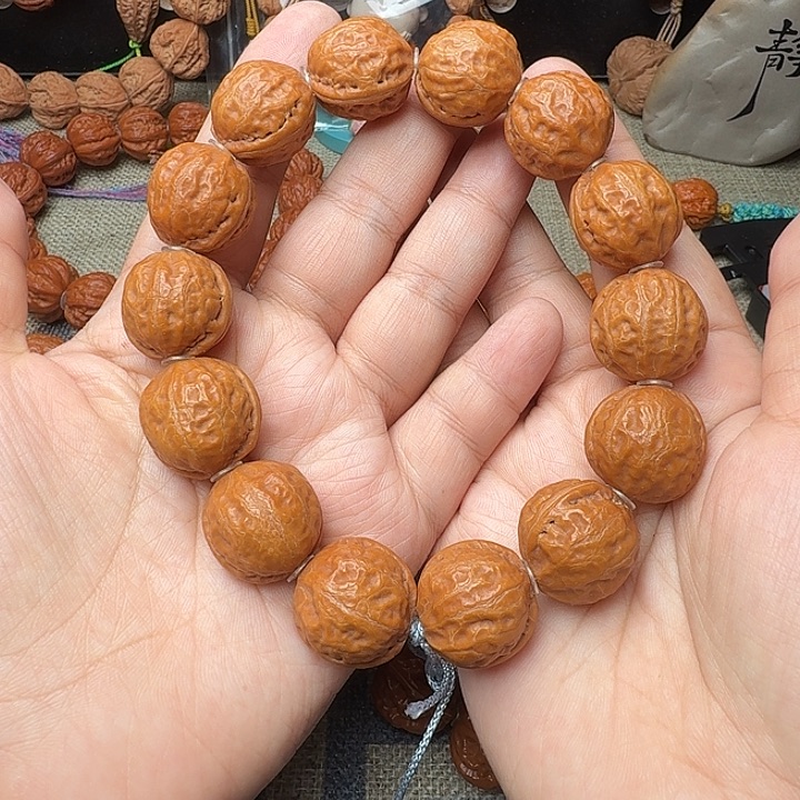 手串文玩核桃小足球手串