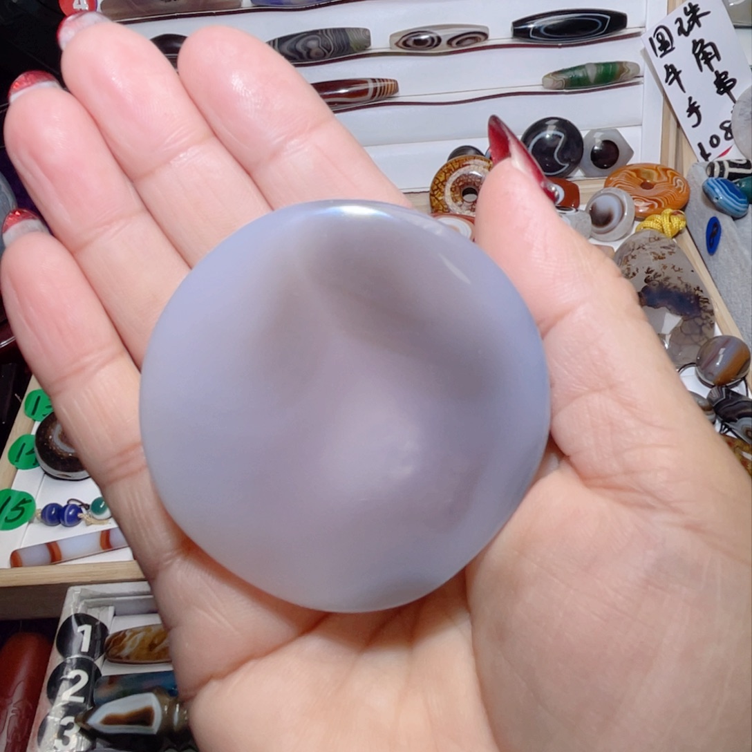 玛瑙/玉髓颈饰未镶嵌踏****方