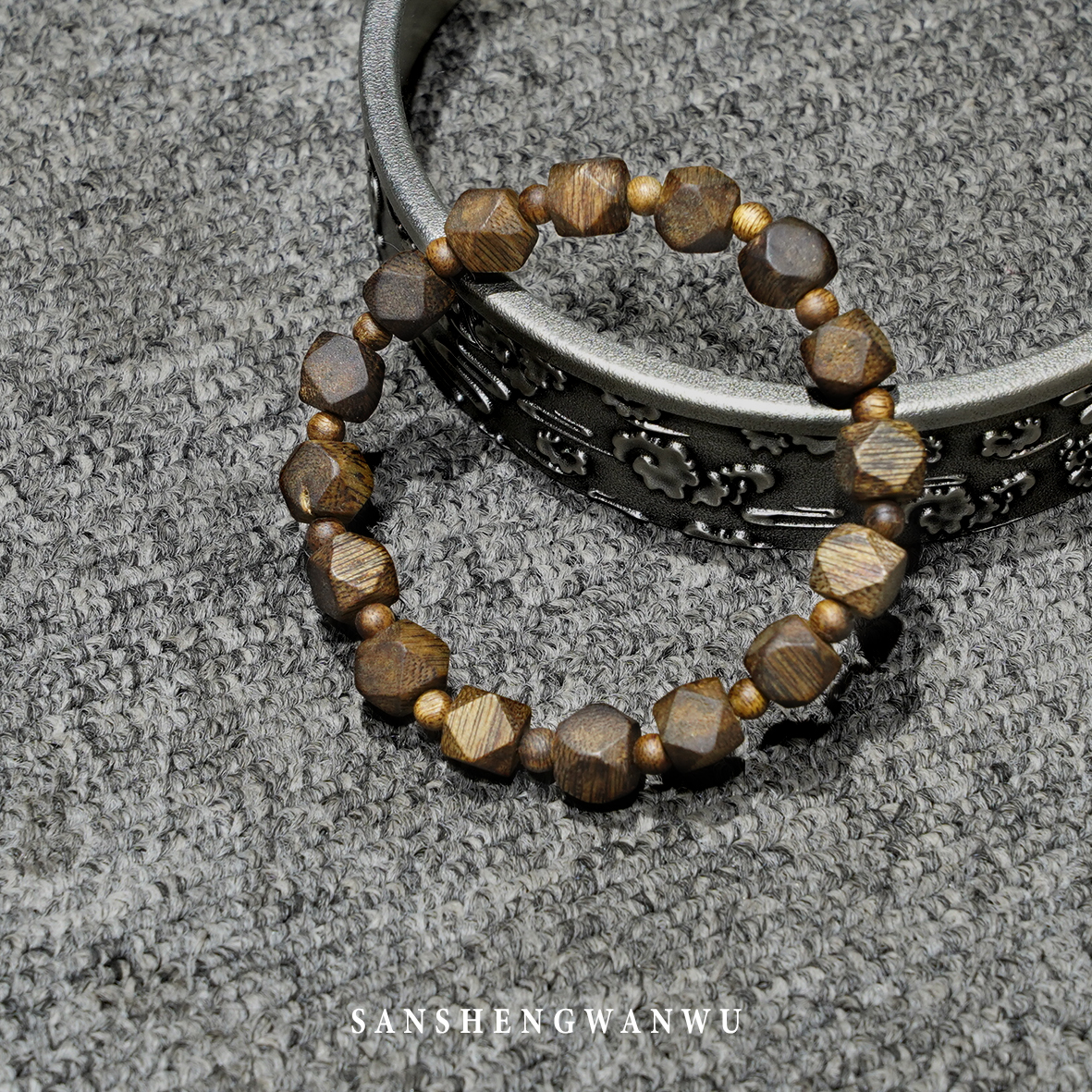 沉香海南尖峰岭莺歌绿奇楠钻石珠0.8*单圈多样性发其一618047