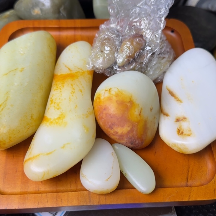 玄***真未镶嵌和田玉把件