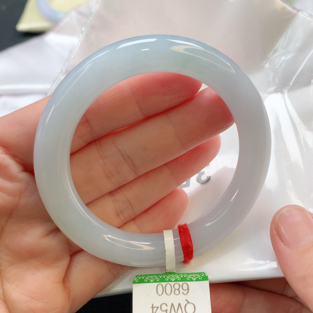 翡翠手镯未镶嵌54圆