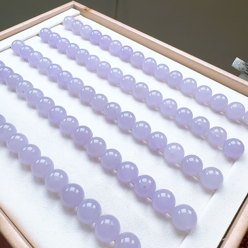 卡10mm 天然缅料A货 浅紫 散珠多样性发一颗
