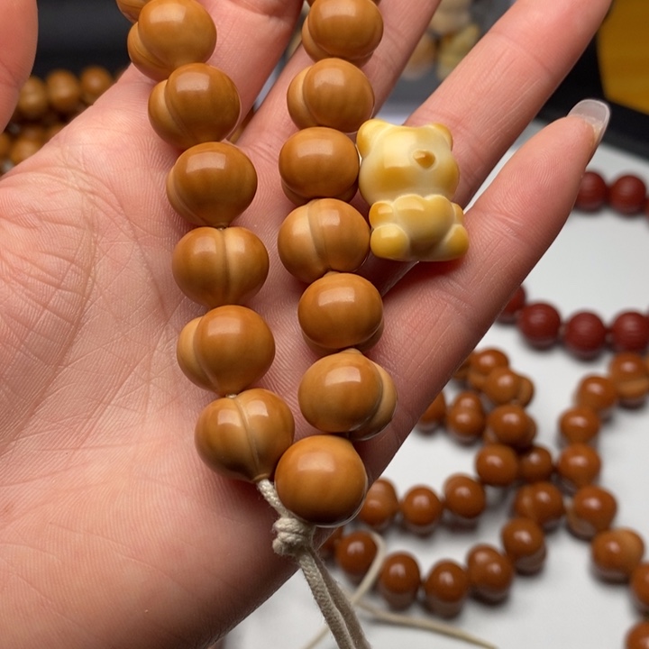 心***光猴头核桃吊坠屁桃