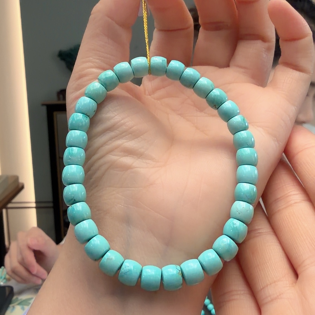 绿松石未镶嵌颈饰