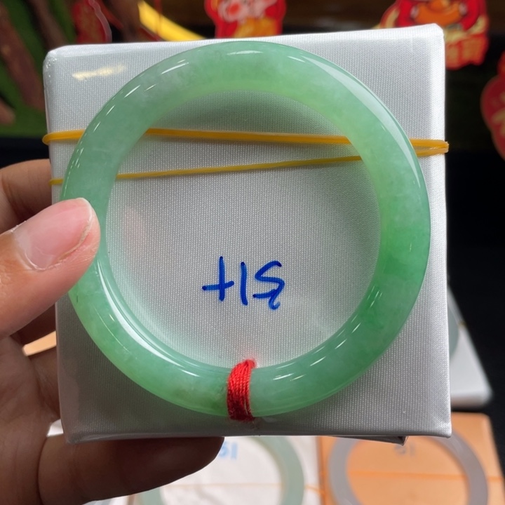 翡翠手镯未镶嵌缅甸翡翠手镯12