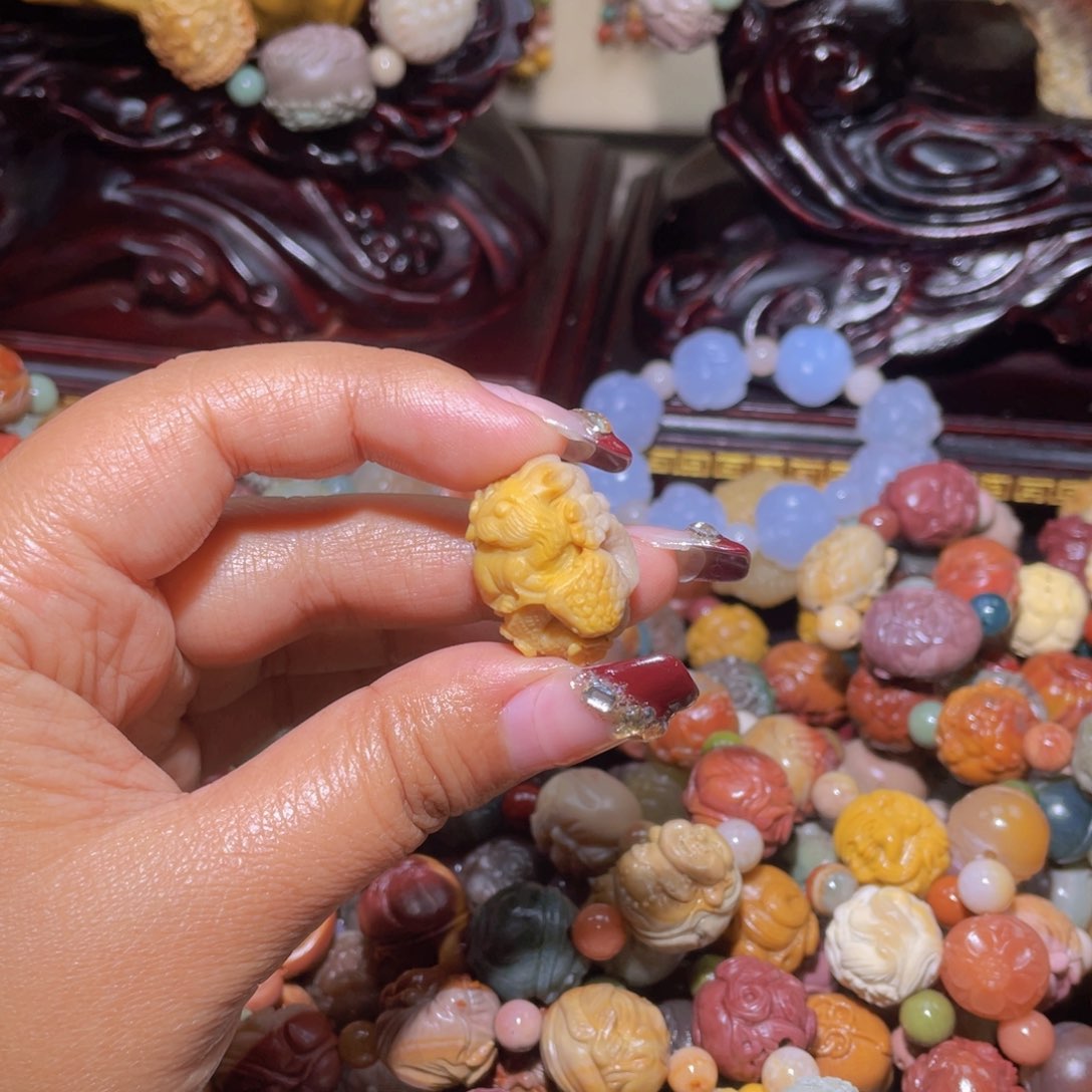 石英质玉手链未镶嵌