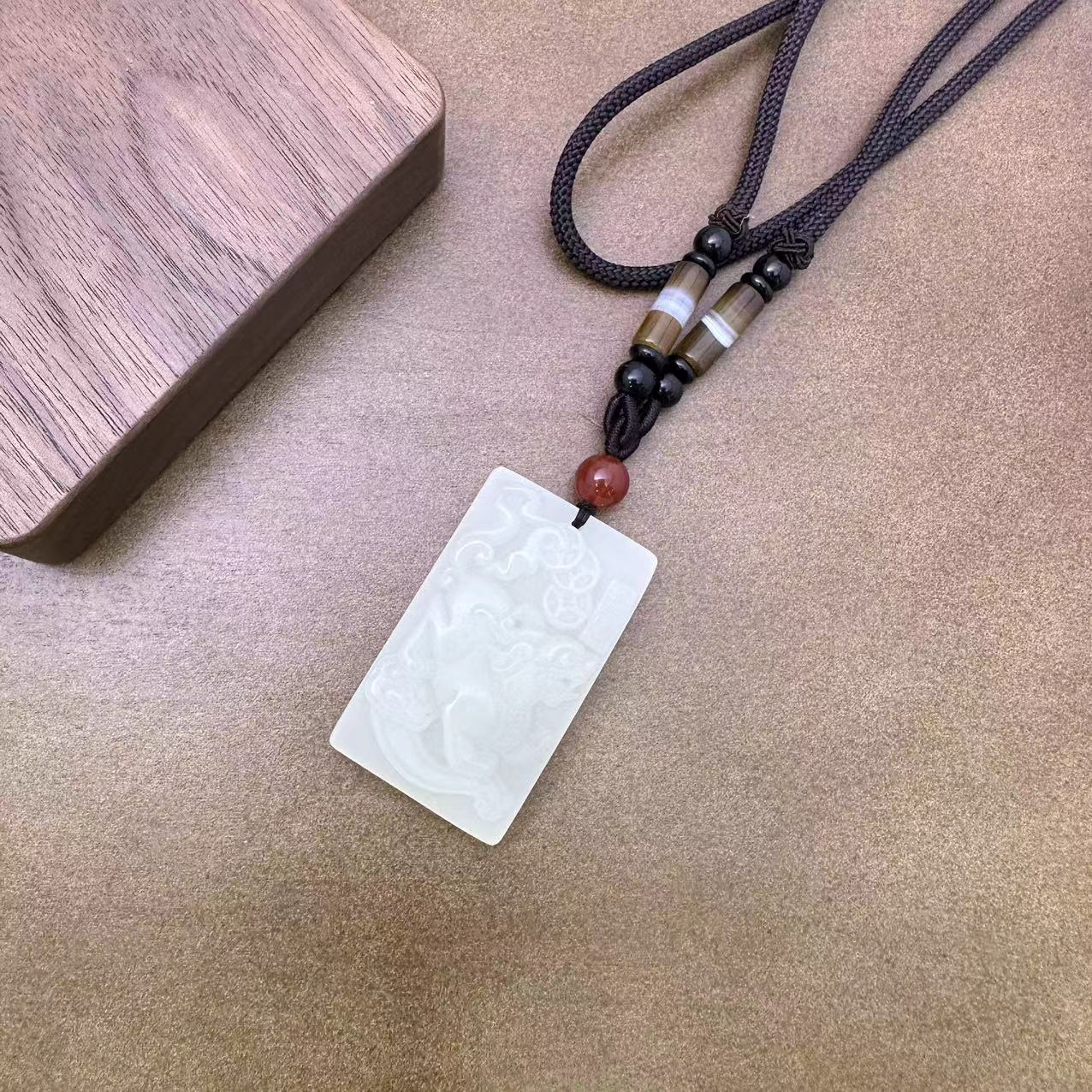  佳玺饰品 297 白冰方形 项链 多样性发货