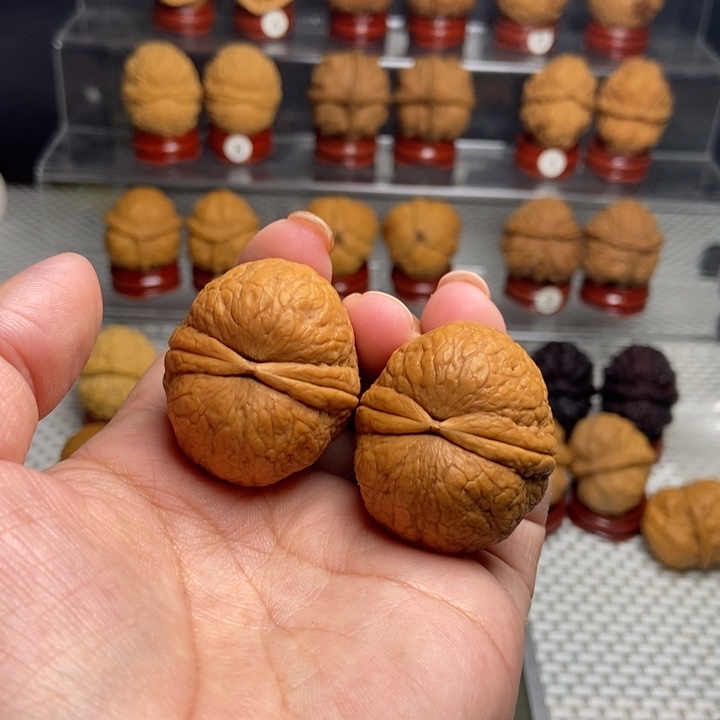 文玩核桃把件仙鹤顶25