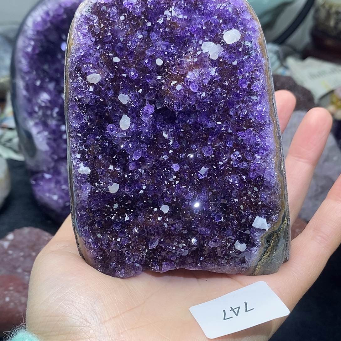 未镶嵌紫晶大型摆件（非配饰）