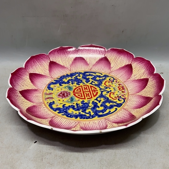 朗***来摆件现代工艺瓷摆件