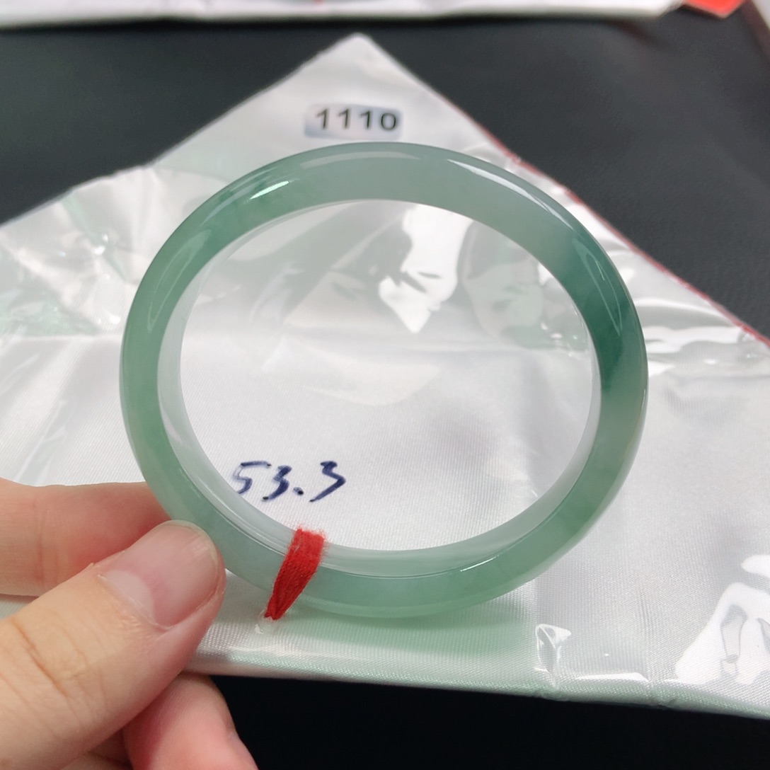 翡翠手镯（贵妃镯）未镶嵌1110号