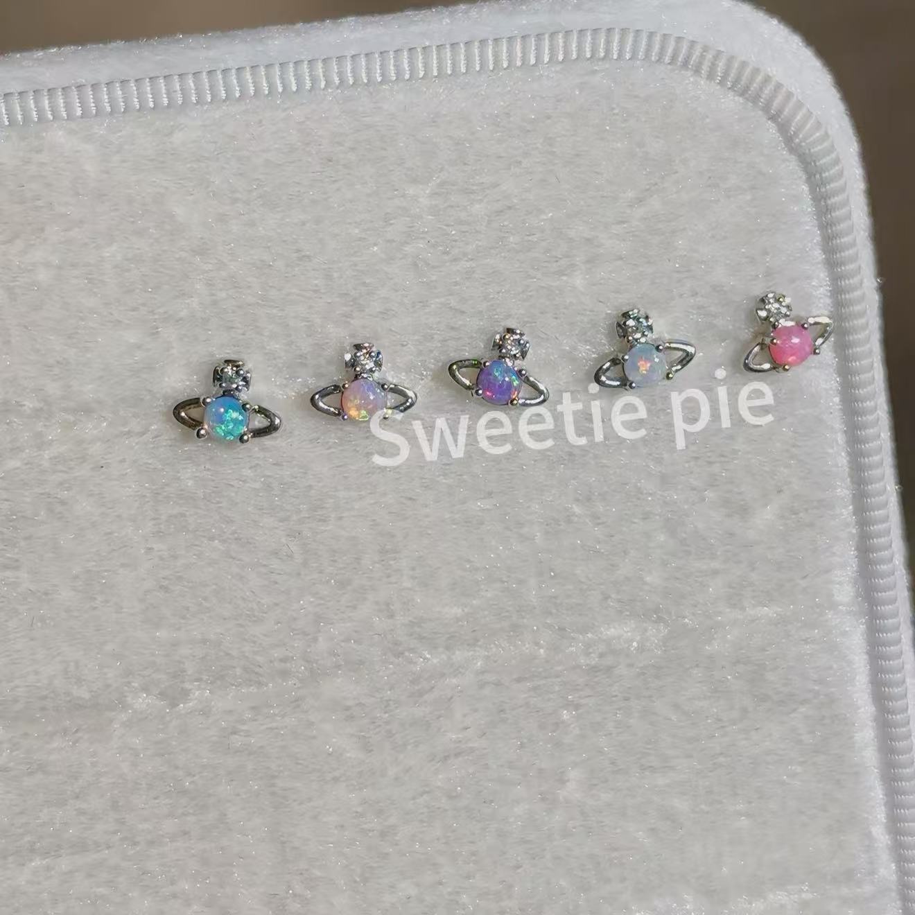 钛钢锆石耳饰 澳宝土星耳钉精致耳骨钉百搭小众迷你可爱简约蓝色