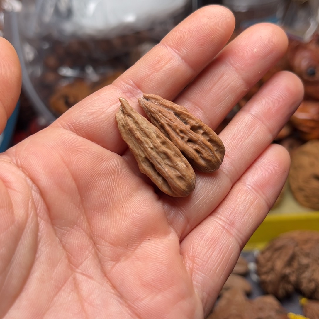 手串文玩核桃瑕疵74