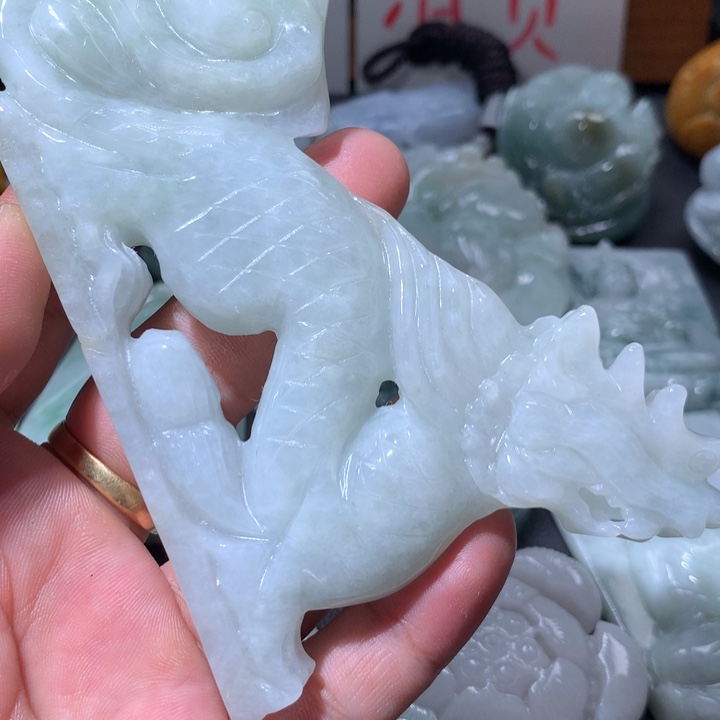 翡翠未镶嵌颈饰保真天然a货翡翠