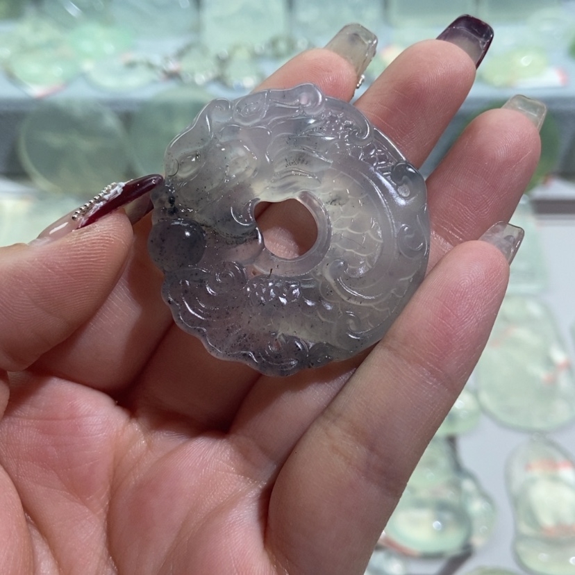 【闪购商品】蛇纹石玉颈饰未镶嵌