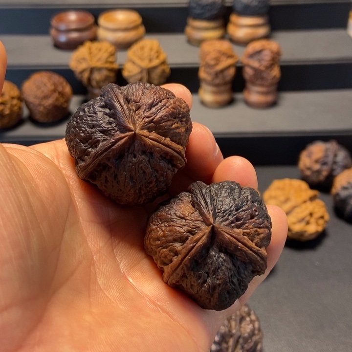 文玩核桃把件B罗汉头三棱