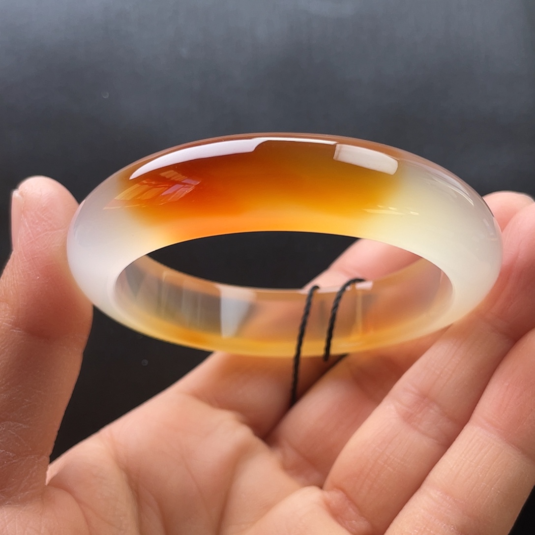 玛瑙/玉髓未镶嵌手镯54圈口