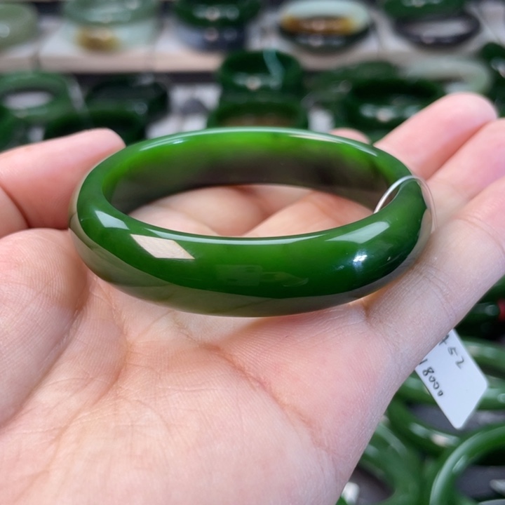 和田玉（碧玉）手镯未镶嵌