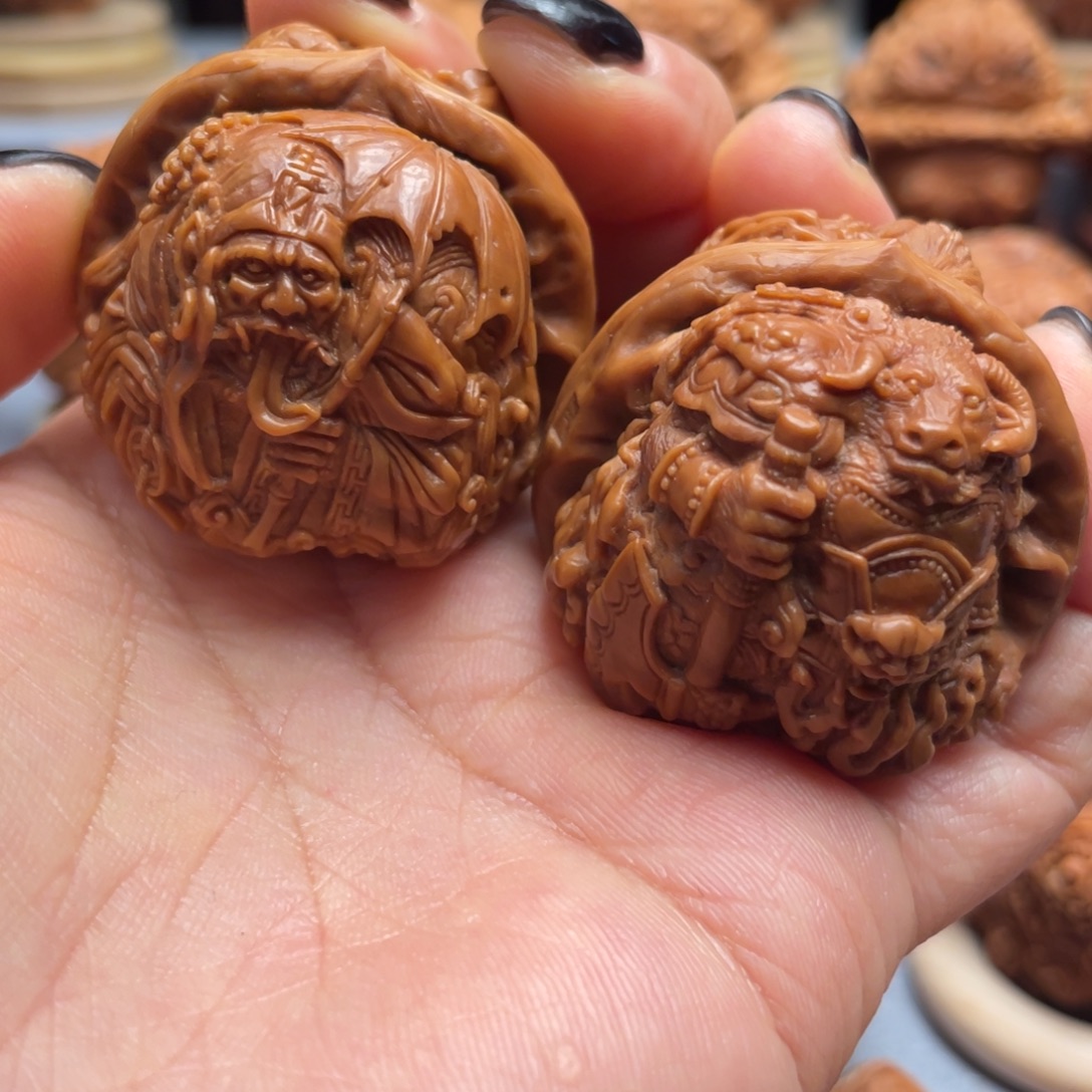 黑***娘核桃手串/手链黑白无常1112222