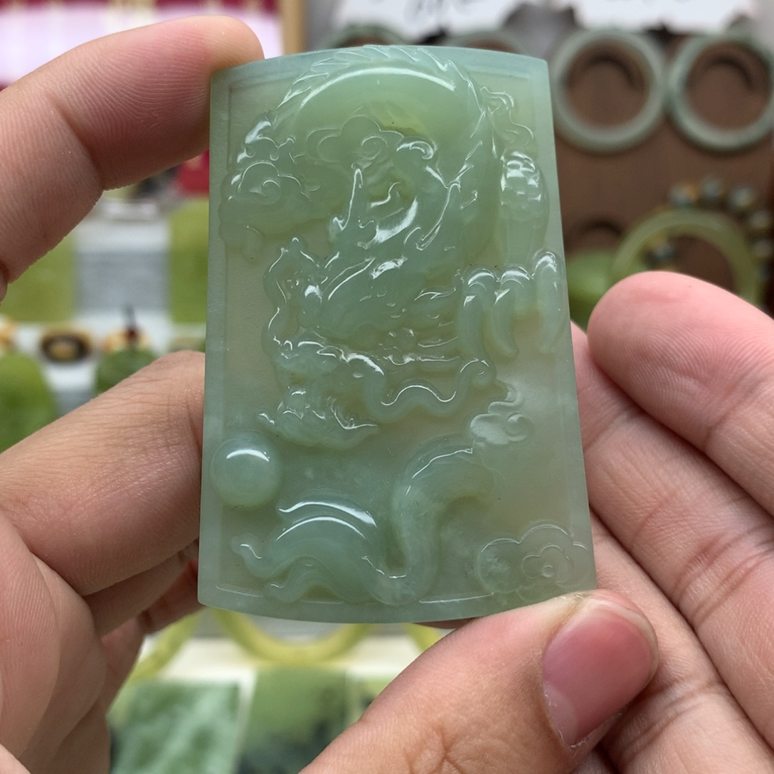 岫玉未镶嵌吊坠(不含链)