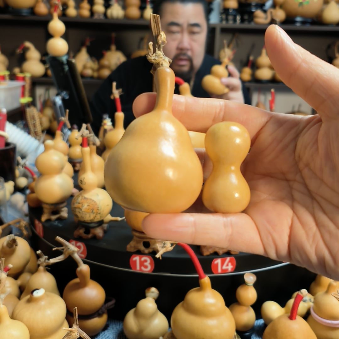 蝎***莱葫芦福禄双全手把件事