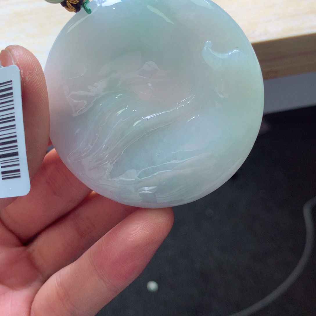 翡翠颈饰未镶嵌吊坠