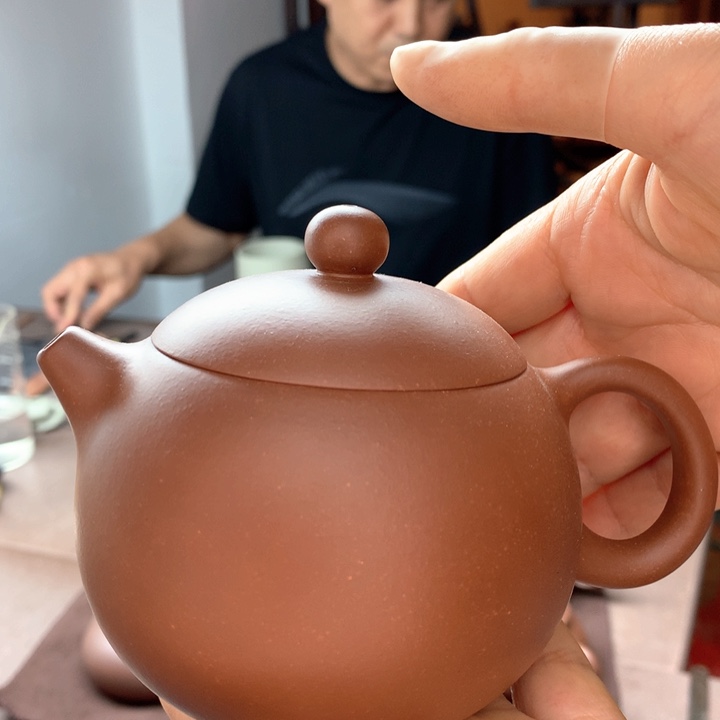 茶壶紫砂纸*人紫泥，西施，250c c