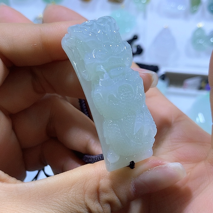 翡翠颈饰未镶嵌天然翡翠A货吊坠