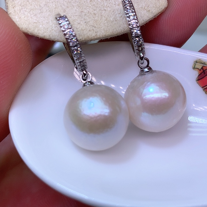 银S925镶嵌耳饰淡水珍珠